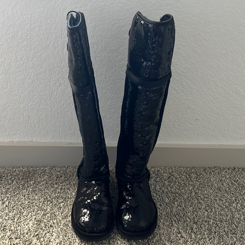UGG Over the knee black sparkle boot size 6.Used with box